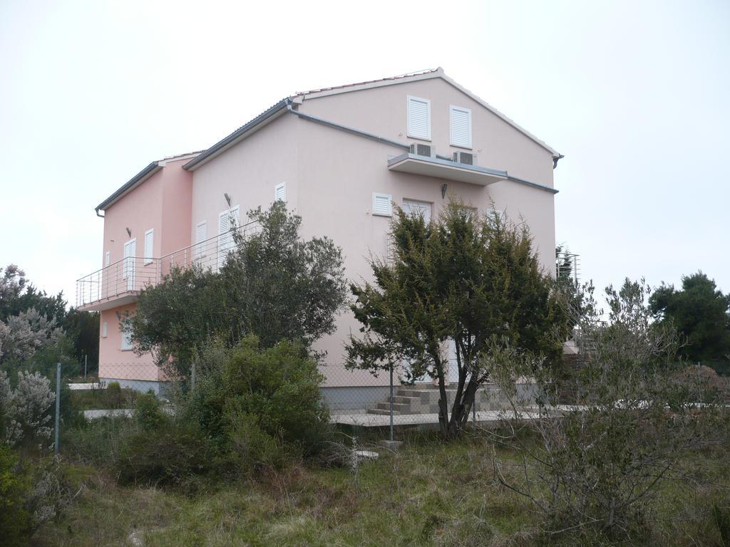 Olive Apartments Ugljan Cameră foto